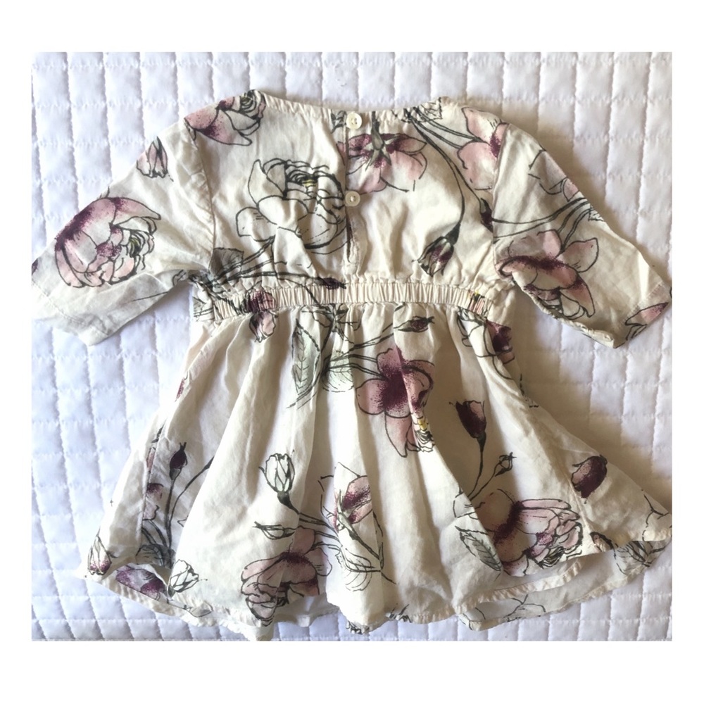 Old Navy Baby Girl Dress Bundle - Picture 4 of 7